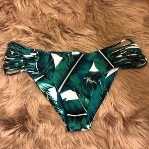 Bikini bottoms